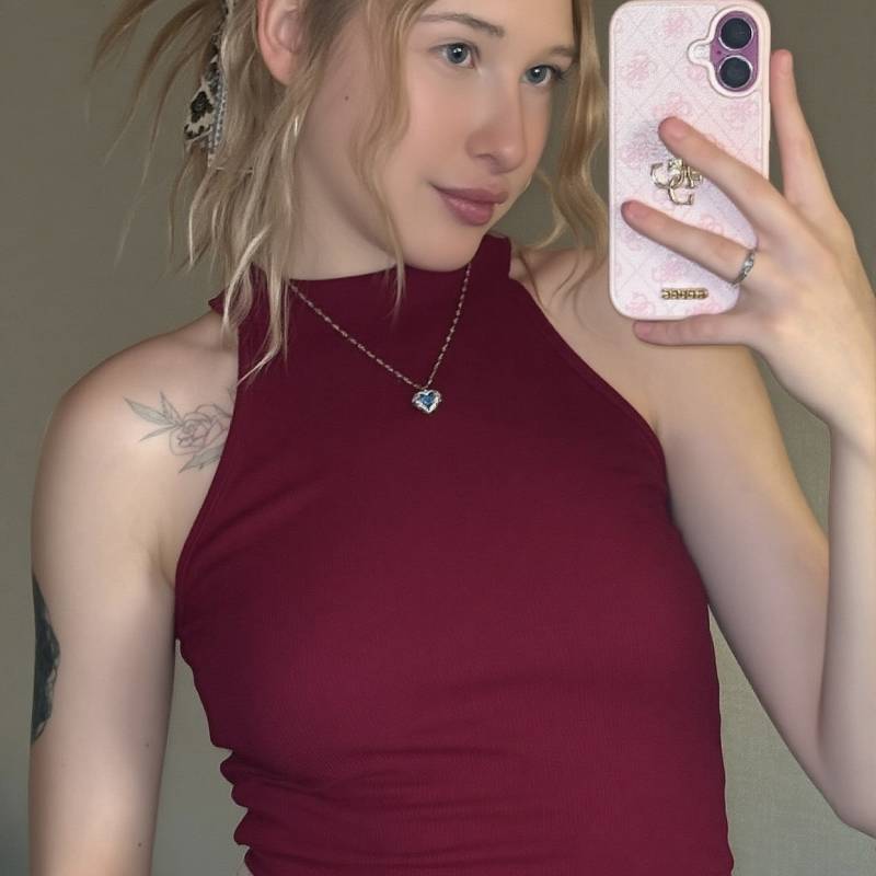 Meet Julet, 18 Female from United States - Free Online Dating at AhhDate