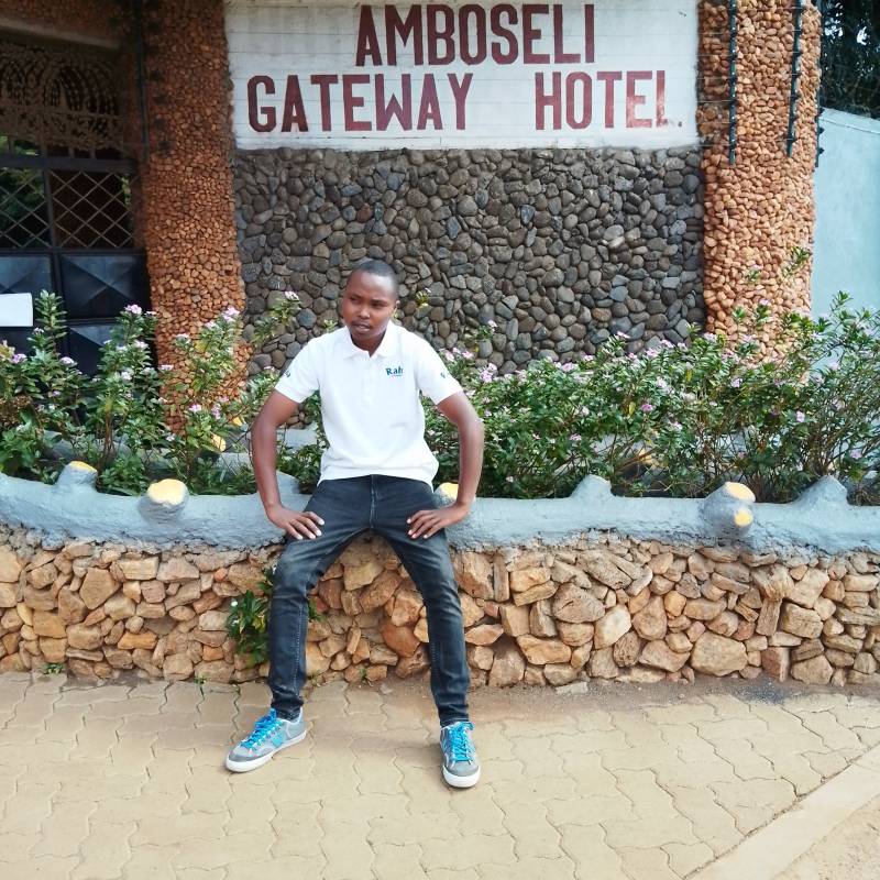 Meet Peter, 27 Male from Kenya - Free Online Dating at AhhDate