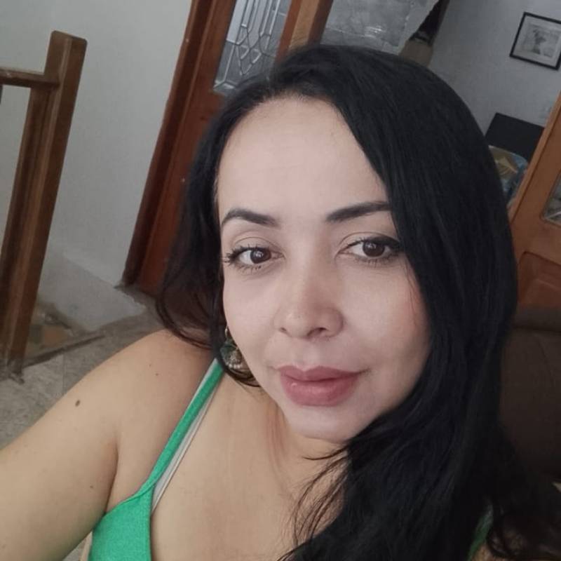 Meet adriana, 44 Female from Colombia - Free Online Dating at AhhDate