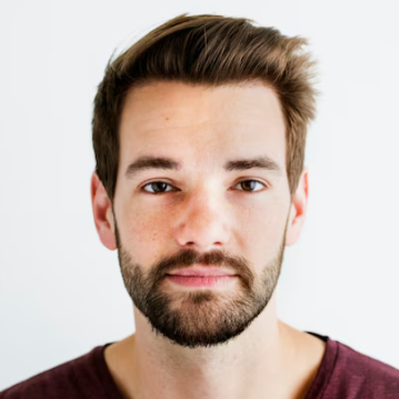 Meet Paul, 28 Male from Francia - Free Online Dating at AhhDate