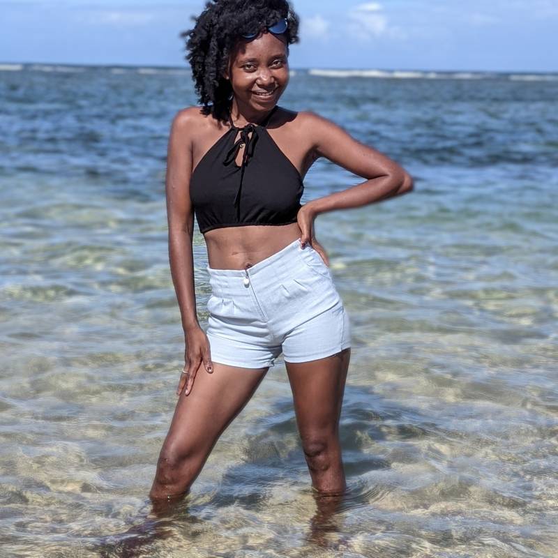 Meet SOAMANIRISAINA, 25 Female from Madagascar - Free Online Dating at AhhDate