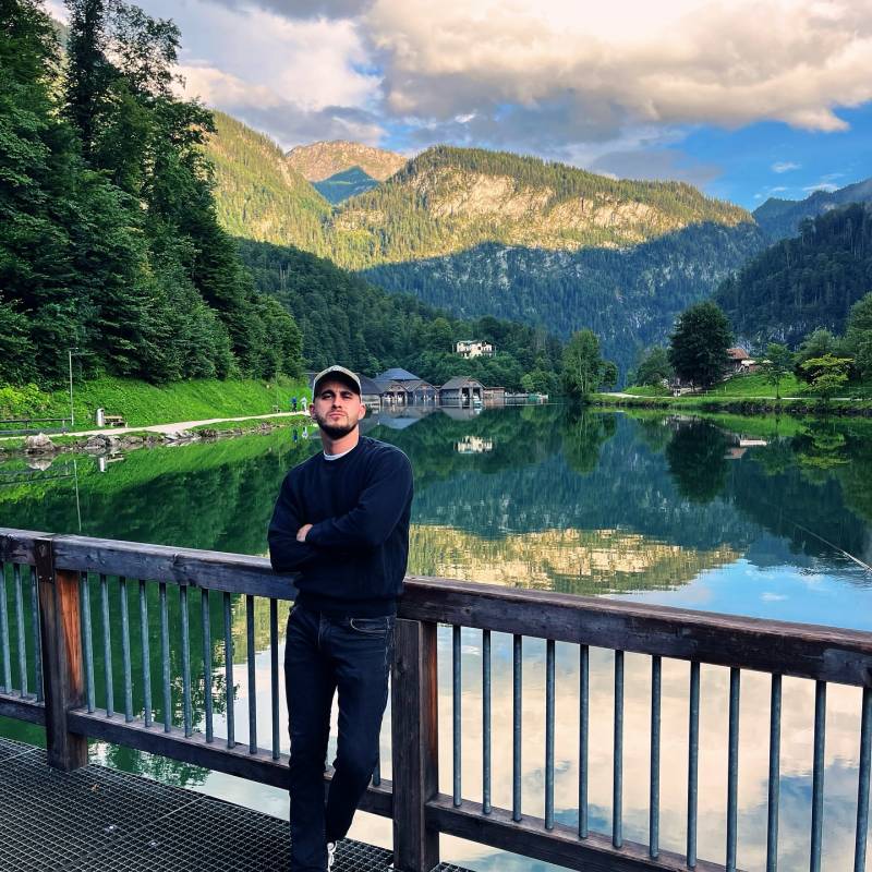 Meet Игорь, 37 Male from Uzbekistan - Free Online Dating at AhhDate