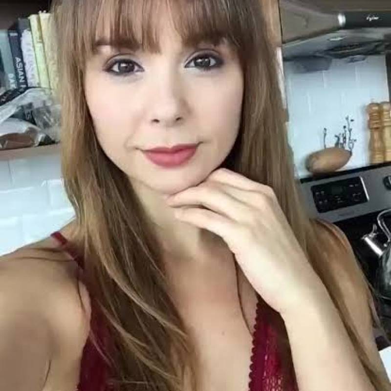 Meet Elizabeth, 18 Female from Canada - Free Online Dating at AhhDate - Photo 14816