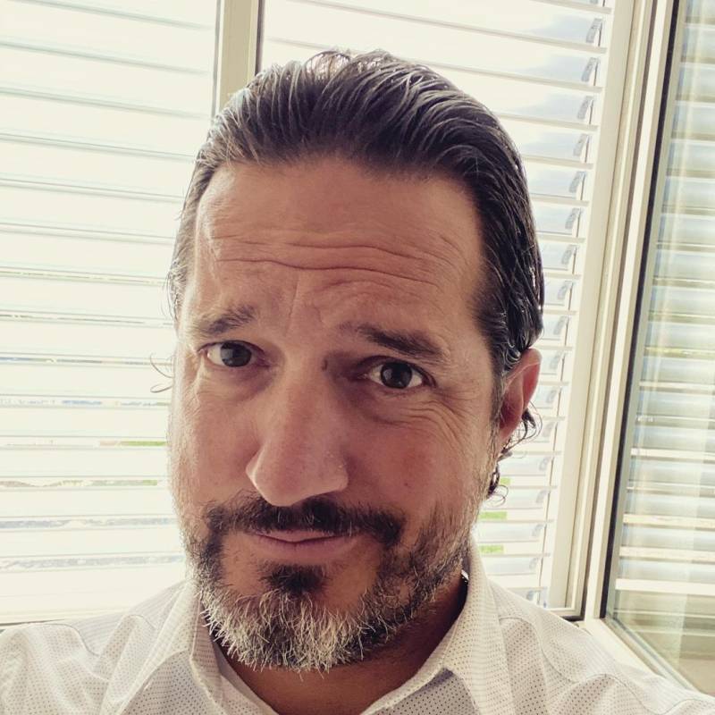 Meet Cliff, 52 Female from لاتفيا - Free Online Dating at AhhDate