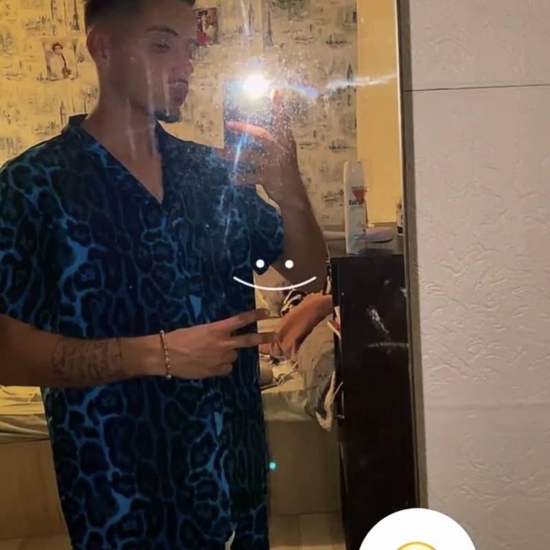 Meet nicu, 20 Male from Romênia - Free Online Dating at AhhDate