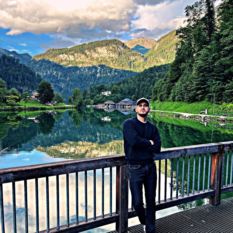 Meet Игорь, 36 Male from Ташкент, Usbekistan - Free Online Dating at AhhDate