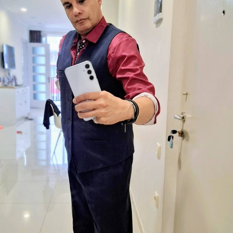 Meet Professor Ariel, 50 Male from Латвия - Free Online Dating at AhhDate - Photo 13711