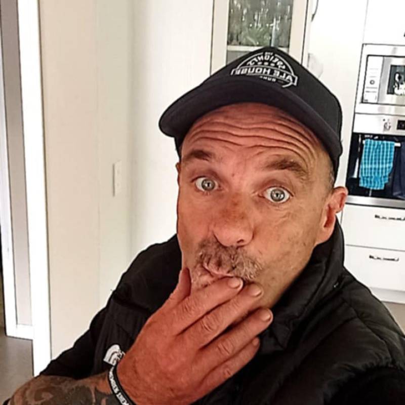 Meet DION, 18 Male from Nouvelle-Zélande - Free Online Dating at AhhDate