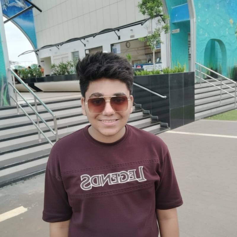 Meet lakshya, 19 Male from Indien - Free Online Dating at AhhDate