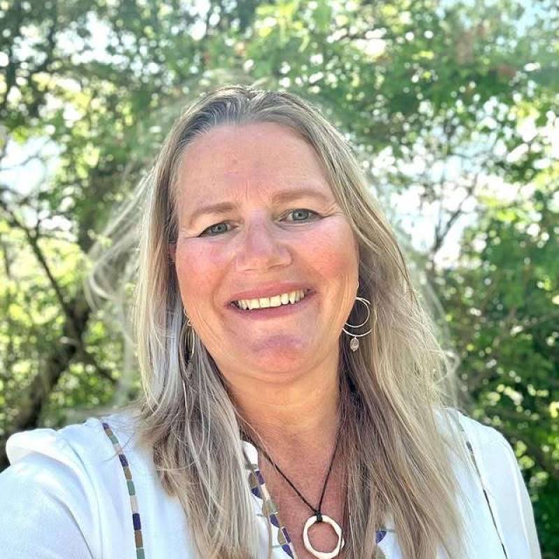 Meet Emma, 18 Female from المملكة المتحدة - Free Online Dating at AhhDate