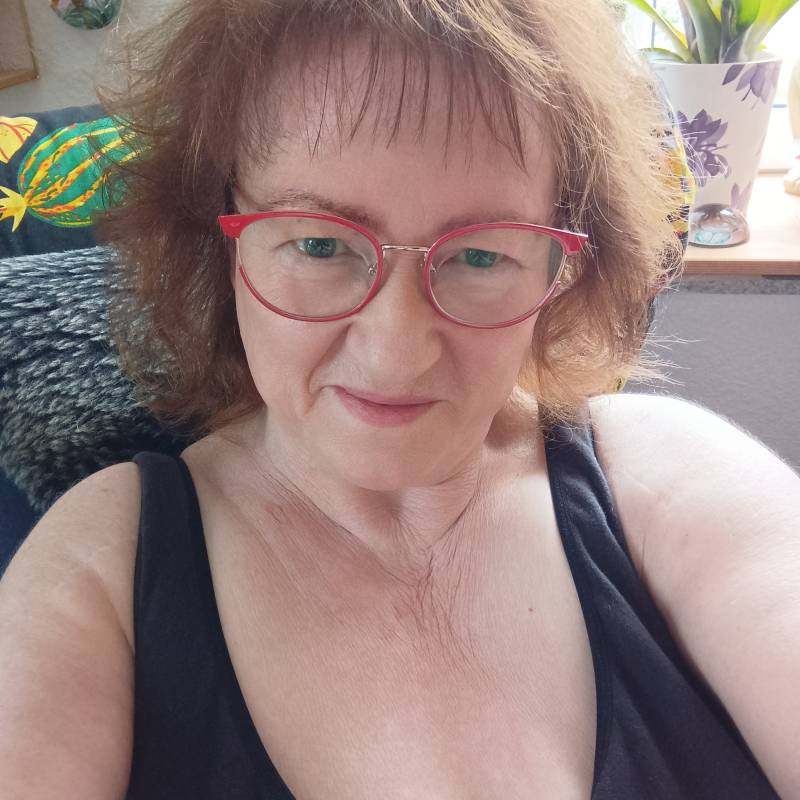 Meet Martina, 69 Female from Almanya - Free Online Dating at AhhDate - Photo 14557