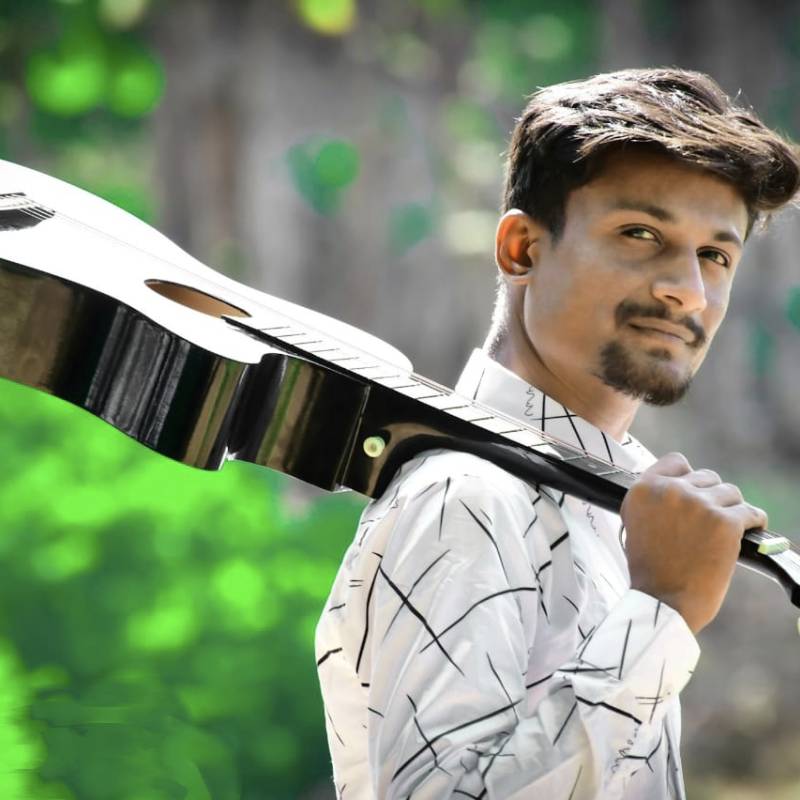 Meet Bhushansingh, 32 Male from Hindistan - Free Online Dating at AhhDate