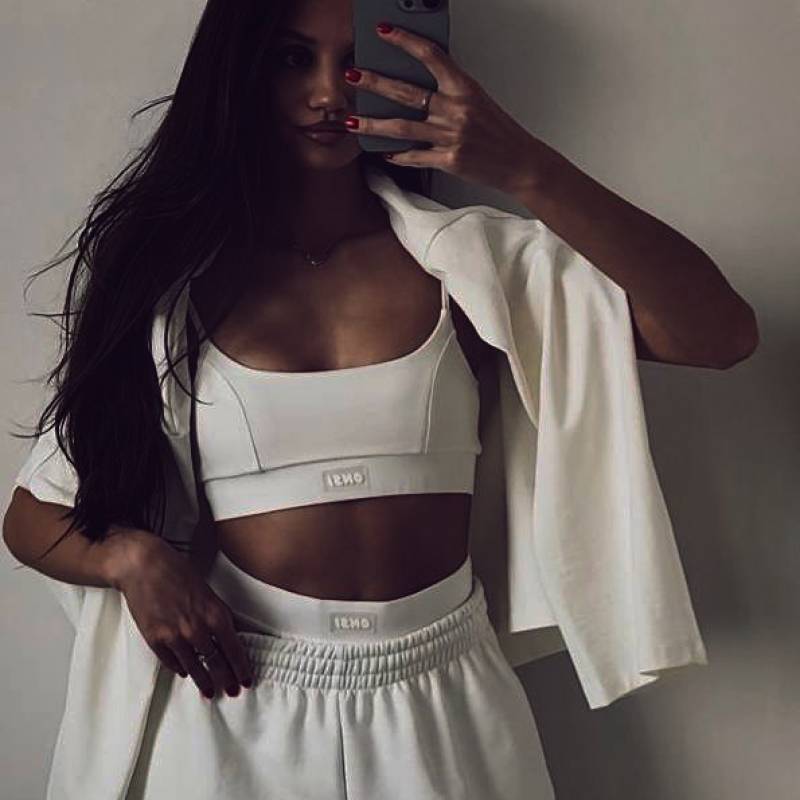 Meet Elena, 31 Female from Spanien - Free Online Dating at AhhDate - Photo 17723