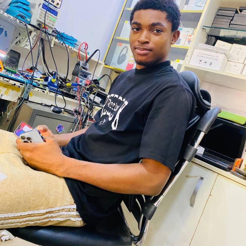 Meet Vin, 25 Male from Gana - Free Online Dating at AhhDate