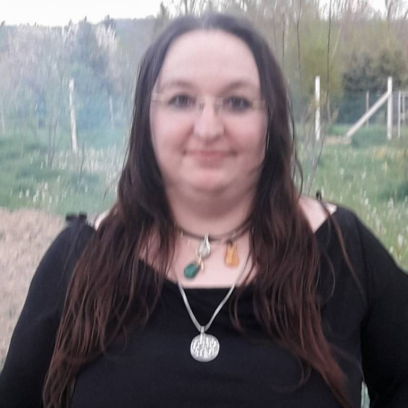 Meet Elisabeth, 35 Female from Nagykanizsa, Hongarije - Free Online Dating at AhhDate