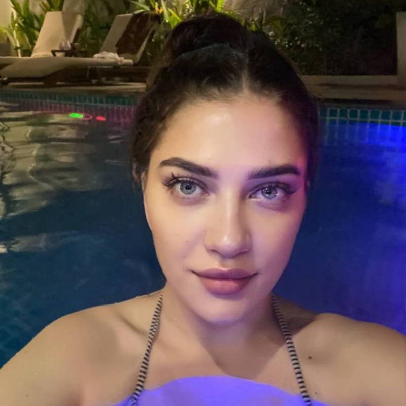 Meet hally, 28 Female from ispanya - Free Online Dating at AhhDate