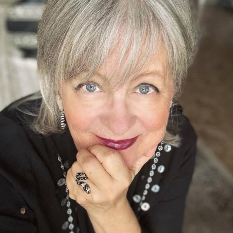 Meet Julia, 58 Female from Netherlands - Free Online Dating at AhhDate