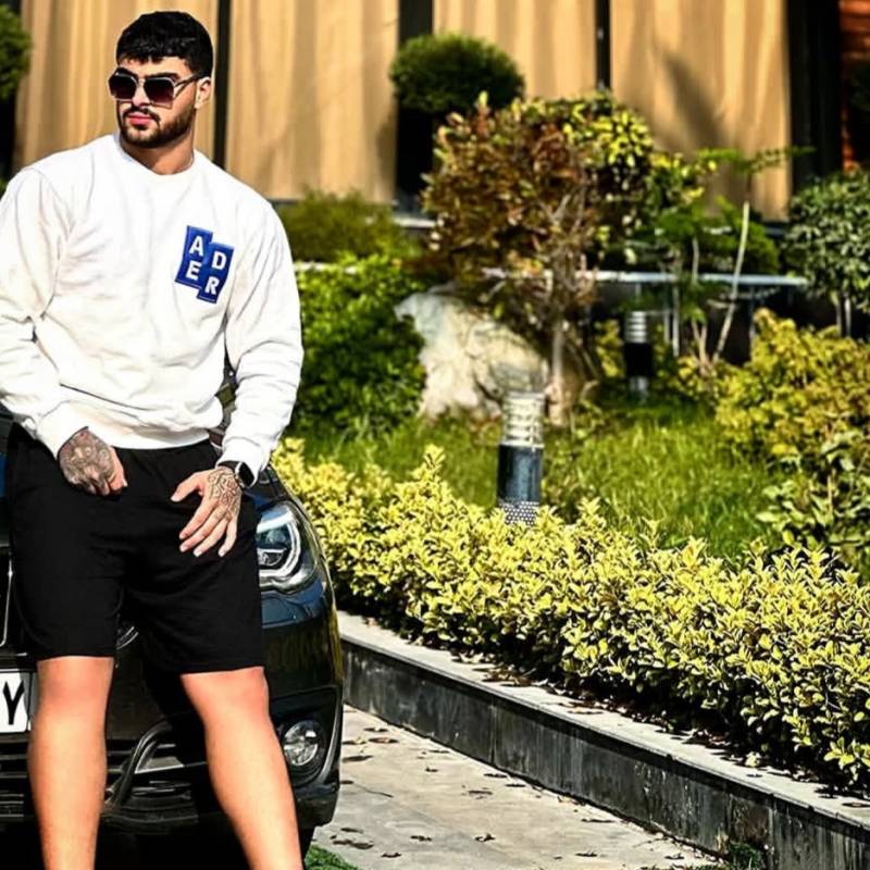 Meet Khalid, 19 Male from Türkiye - Free Online Dating at AhhDate