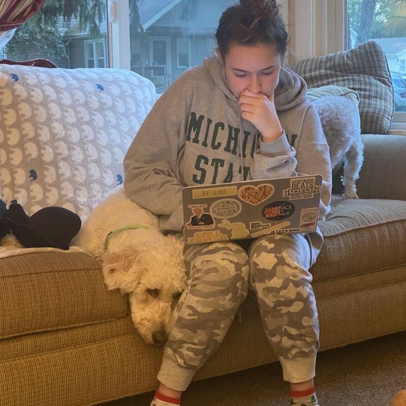 Meet Olivia, 18 Female from Los Angeles, Estados Unidos - Free Online Dating at AhhDate - Photo 16846