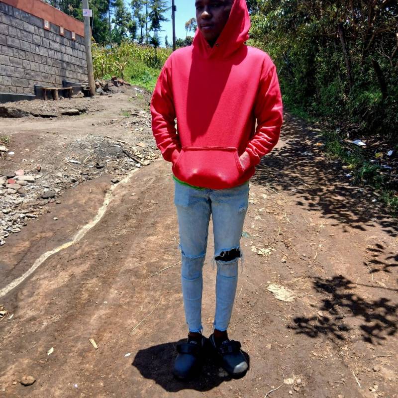 Meet Ndolo, 21 Male from كينيا - Free Online Dating at AhhDate - Photo 16288