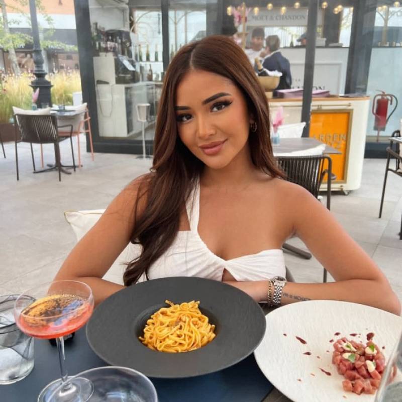 Meet Mia, 32 Female from Verenigde Staten - Free Online Dating at AhhDate - Photo 16227