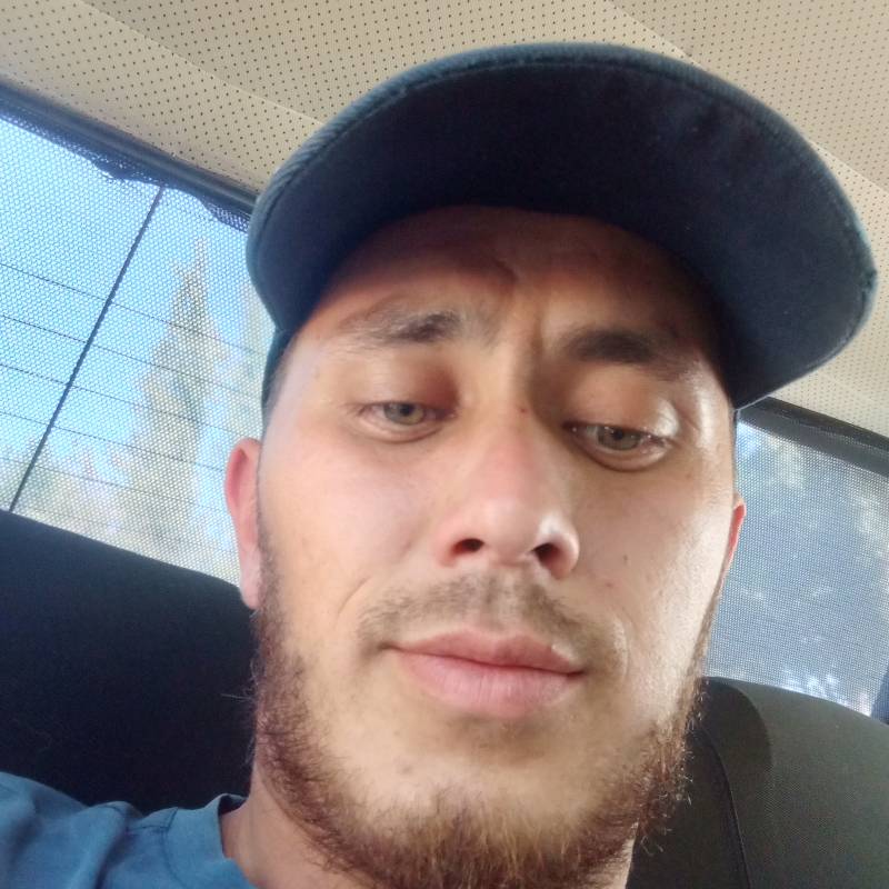 Meet Erbol, 18 Male from Uzbekistán - Free Online Dating at AhhDate