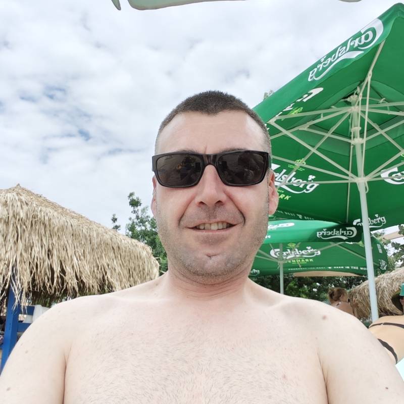 Meet Steve, 40 Male from Bulgaria - Free Online Dating at AhhDate