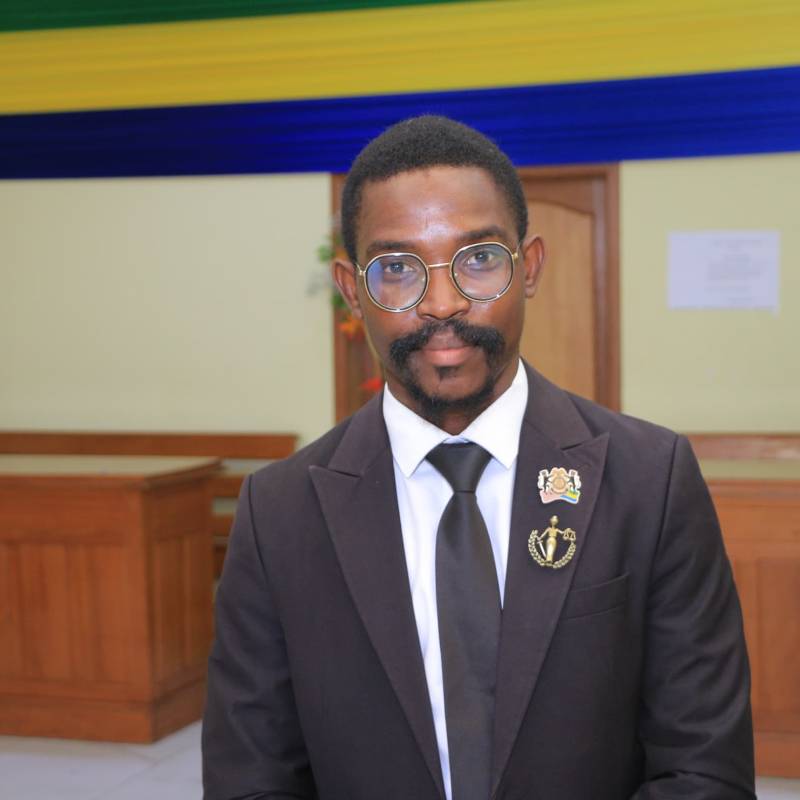 Meet yann, 18 Male from Gabón - Free Online Dating at AhhDate