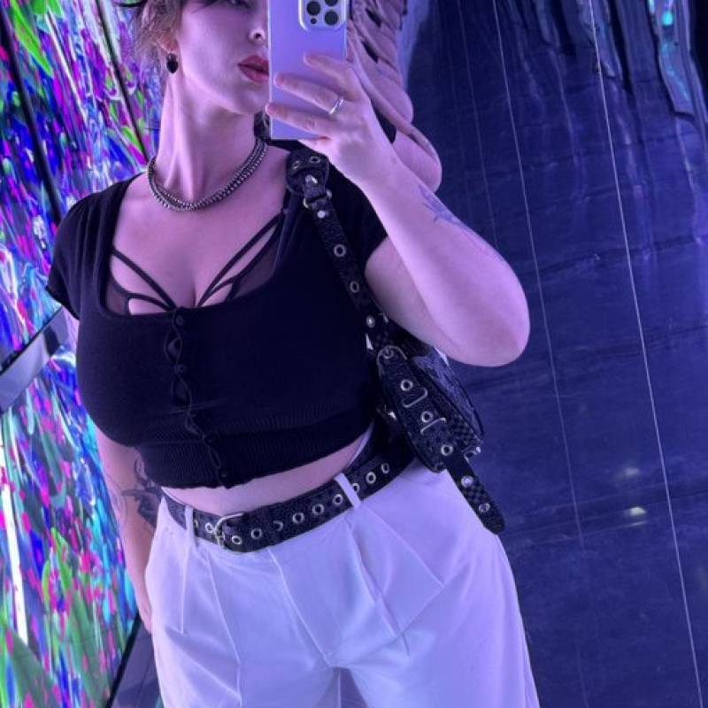 Meet Evelyn, 18 Female from Estados Unidos - Free Online Dating at AhhDate - Photo 16870