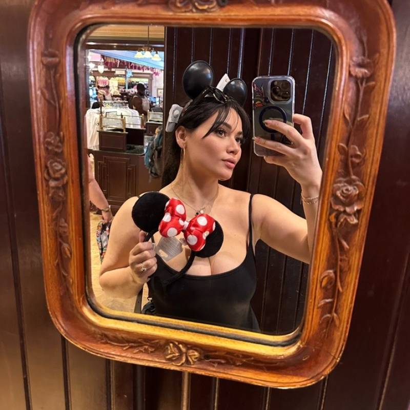 Meet Clara, 18 Female from Canada - Free Online Dating at AhhDate - Photo 16149