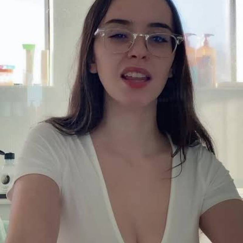 Meet Alice, 18 Female from Estados Unidos - Free Online Dating at AhhDate - Photo 18859