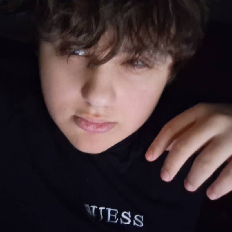 Meet Olek, 18 Male from Pologne - Free Online Dating at AhhDate