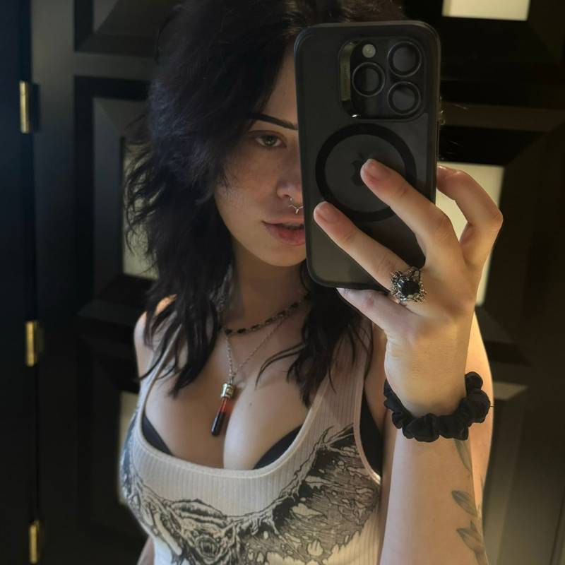 Meet Charlène, 26 Female from Montréal, Canada - Free Online Dating at AhhDate