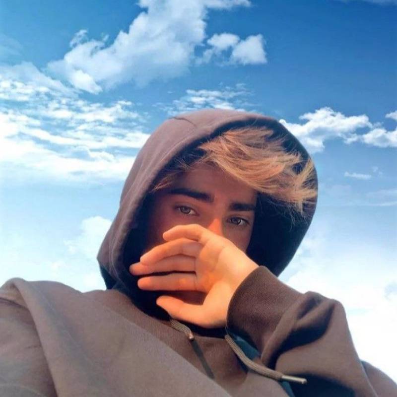 Meet Egg, 18 Male from Yemen - Free Online Dating at AhhDate