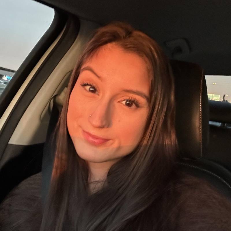 Meet Emily, 18 Female from stati Uniti - Free Online Dating at AhhDate