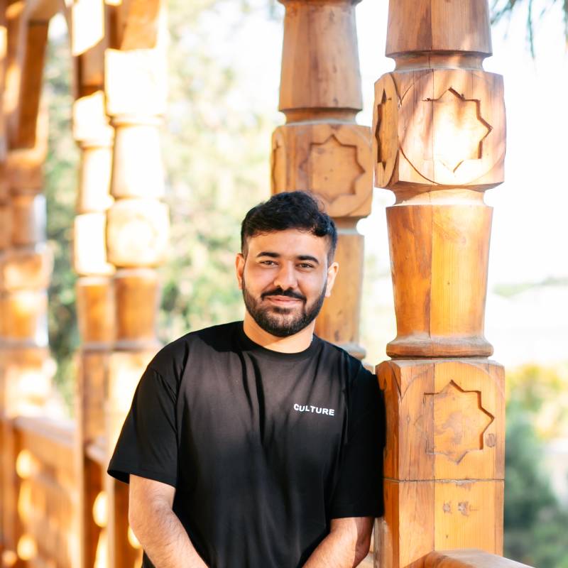 Meet Mahmud, 18 Male from Azerbaijan - Free Online Dating at AhhDate