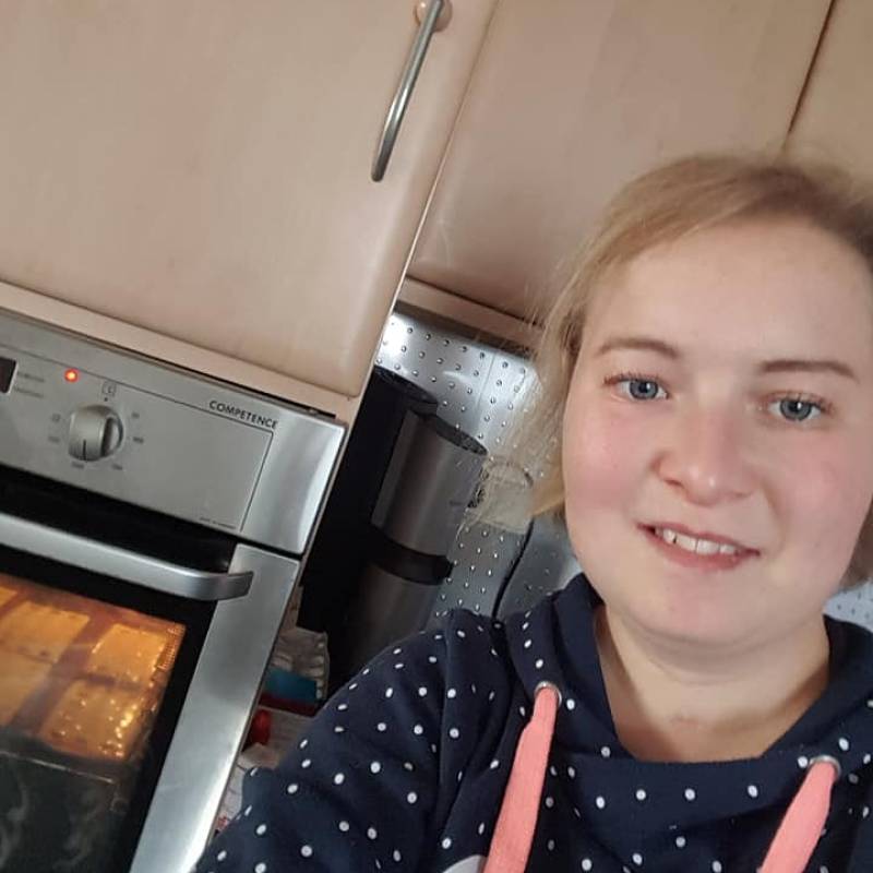 Meet Dorik, 18 Female from Germania - Free Online Dating at AhhDate