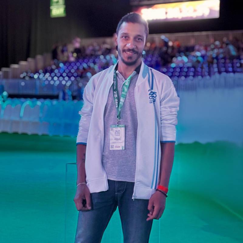 Meet Ayham, 40 Male from Syrische Arabische Republiek - Free Online Dating at AhhDate