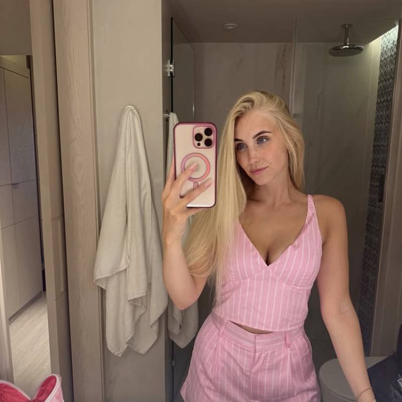 Meet Betty, 18 Female from Amerika Birleşik Devletleri - Free Online Dating at AhhDate