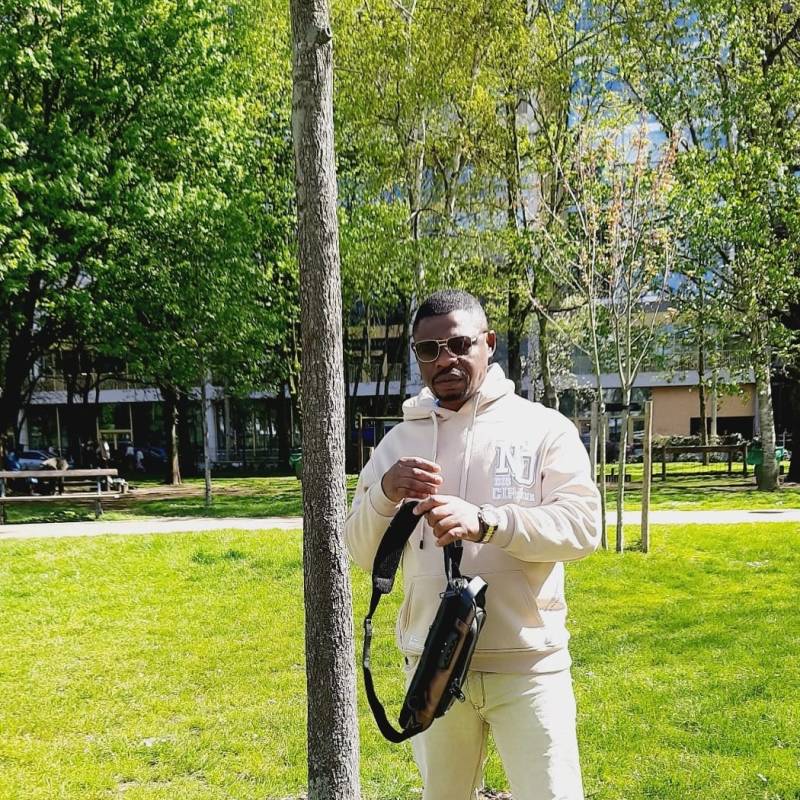 Meet Eddie, 38 Male from Belgium - Free Online Dating at AhhDate