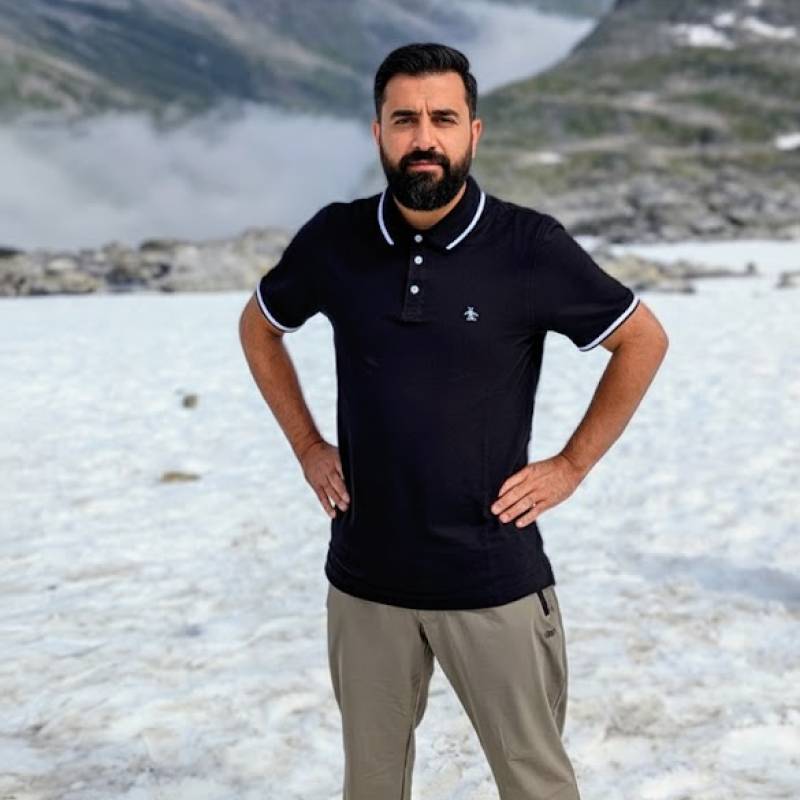 Meet Adil, 18 Male from Reino Unido - Free Online Dating at AhhDate