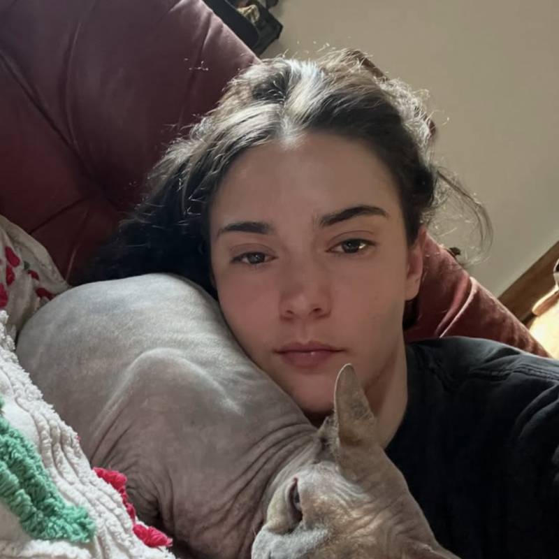 Meet Eva, 18 Male from Reino Unido - Free Online Dating at AhhDate