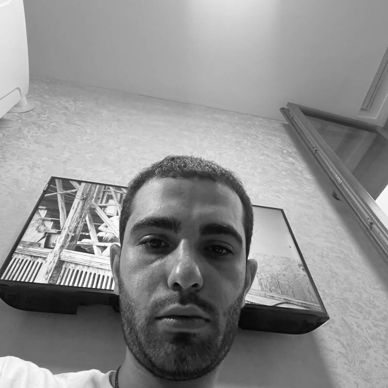 Meet David, 18 Male from Armenia - Free Online Dating at AhhDate