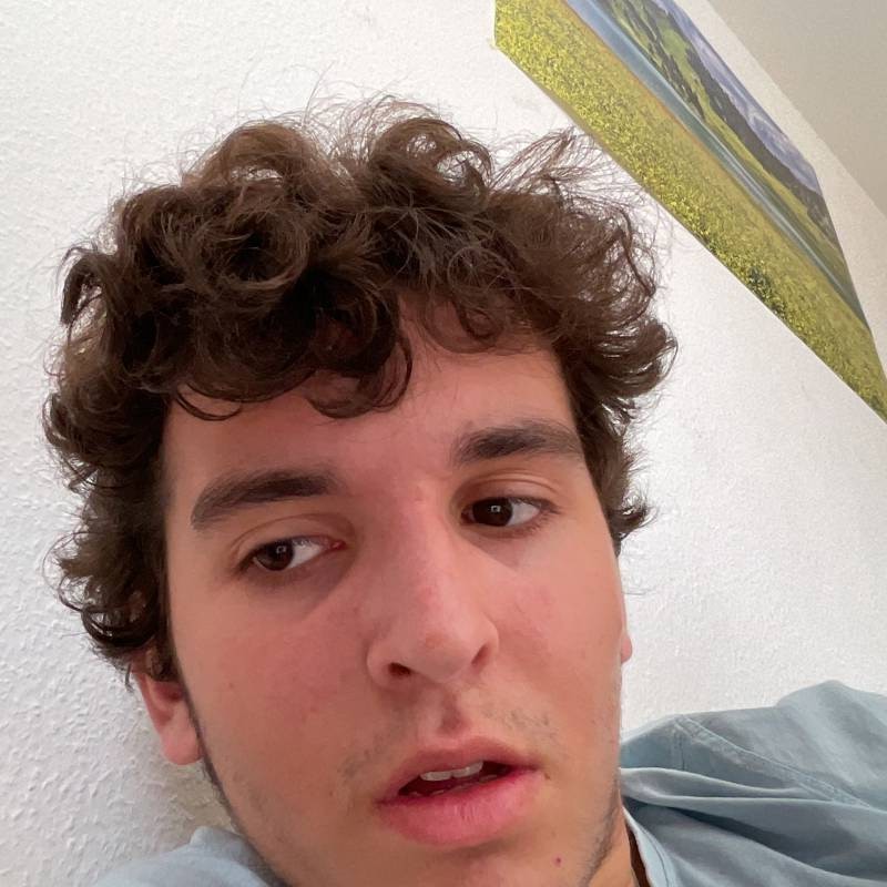 Meet Feodor, 20 Male from Suíça - Free Online Dating at AhhDate