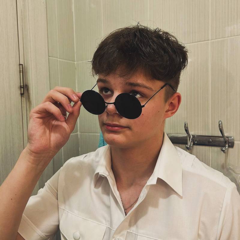 Meet Кирилл, 18 Male from Russian Federation - Free Online Dating at AhhDate