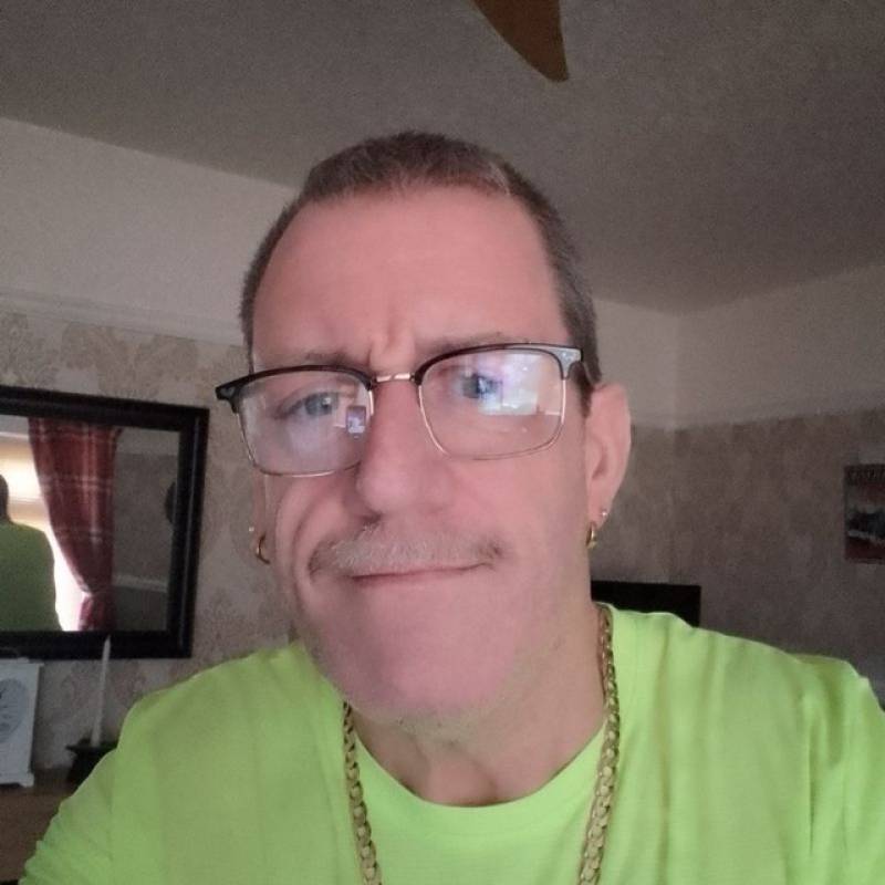 Meet Dave, 57 Male from United Kingdom - Free Online Dating at AhhDate