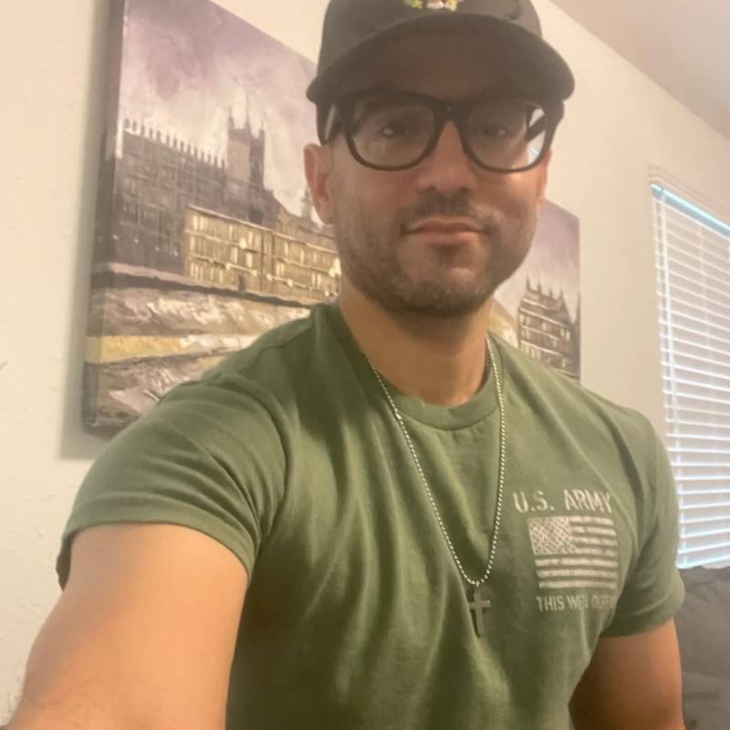 Meet Charles, 37 Male from stati Uniti - Free Online Dating at AhhDate