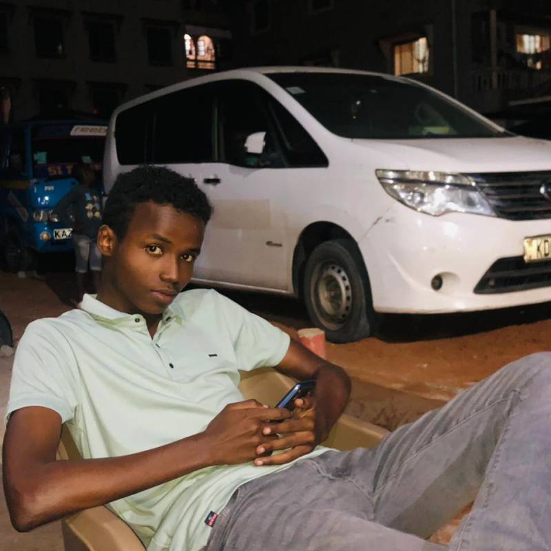 Meet Fahad, 21 Male from Kenia - Free Online Dating at AhhDate