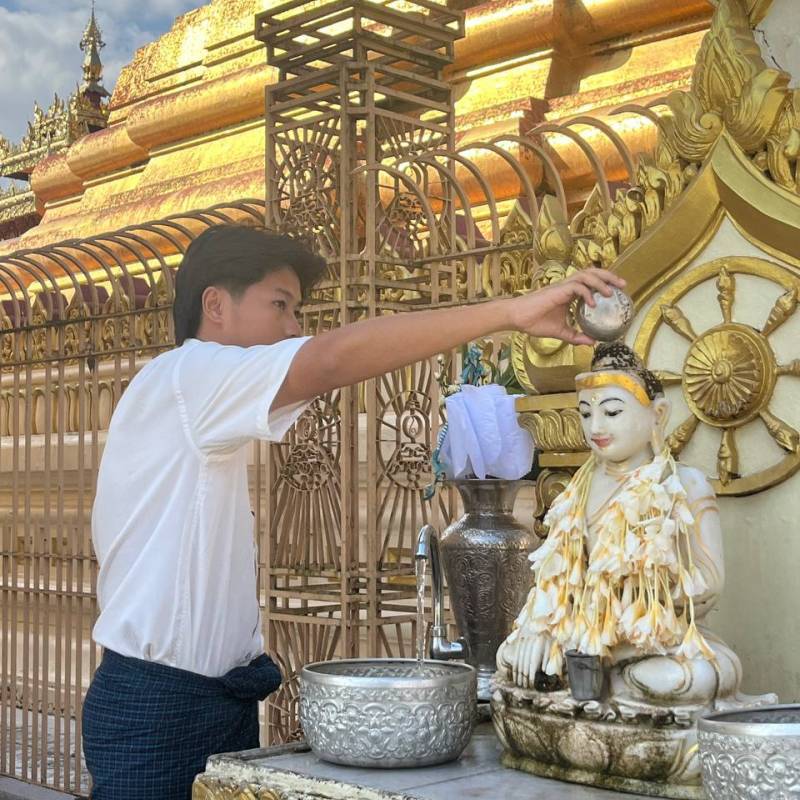 Meet Han, 21 Male from Myanmar - Free Online Dating at AhhDate