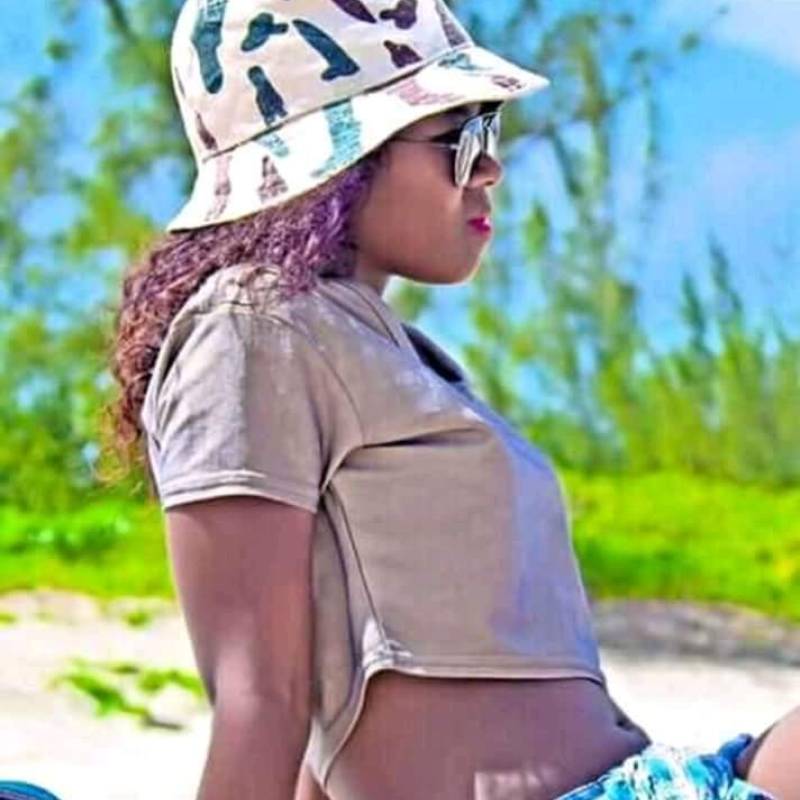 Meet Ladies, 28 Female from Madagáscar - Free Online Dating at AhhDate - Photo 20724